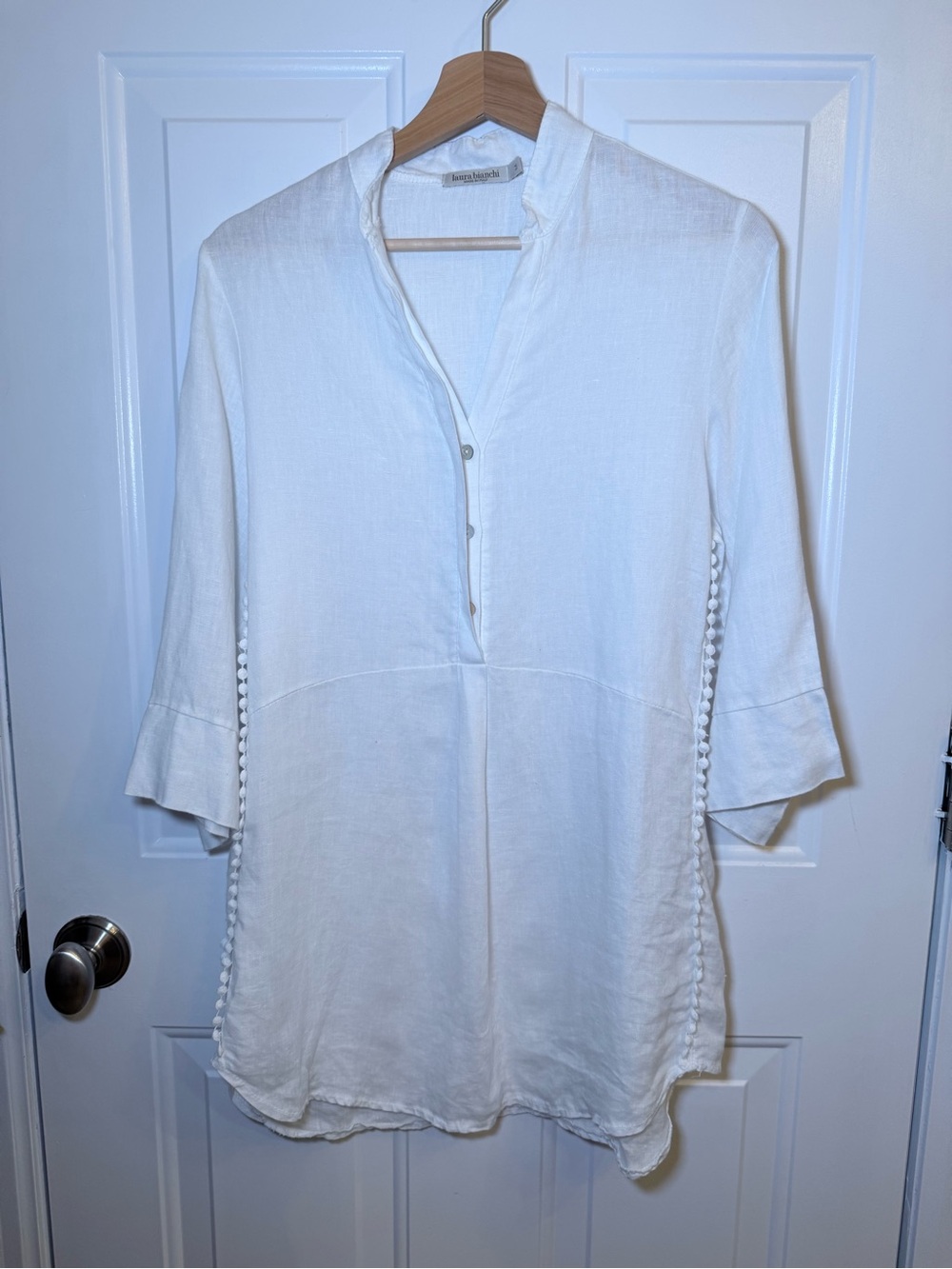 Lightweight White Linen Split-Neck Tunic with Side Pom Trim